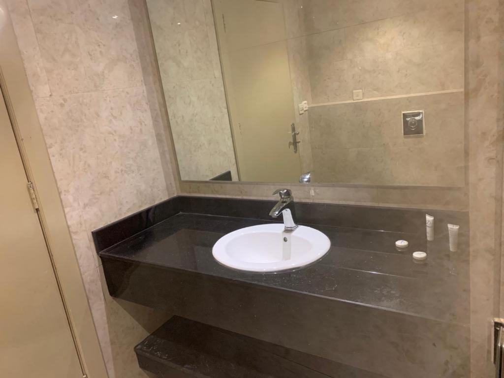 Almakan Hotel 113 Riyadh Bagian luar foto