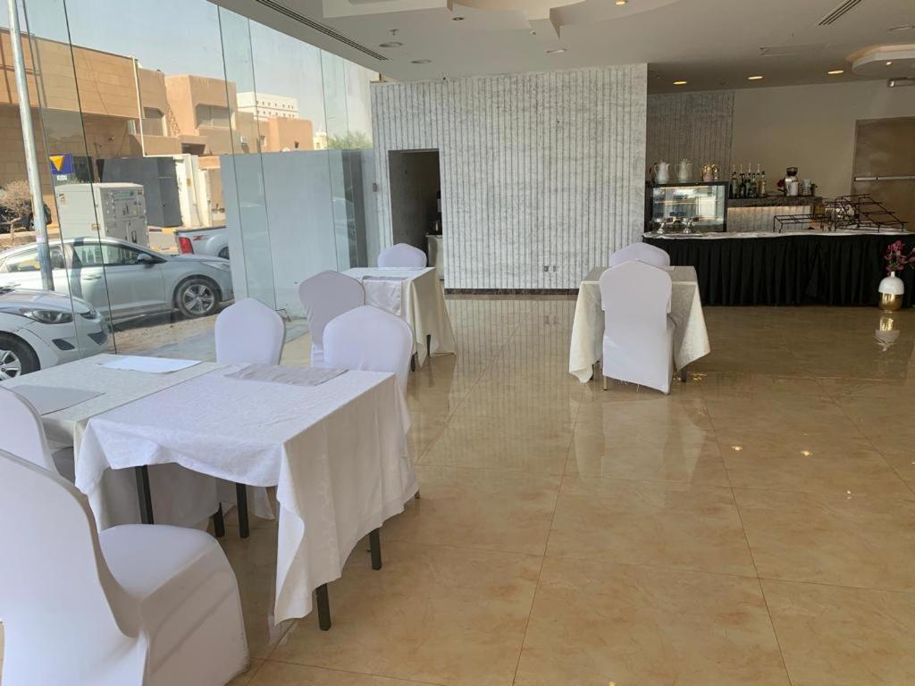 Almakan Hotel 113 Riyadh Bagian luar foto